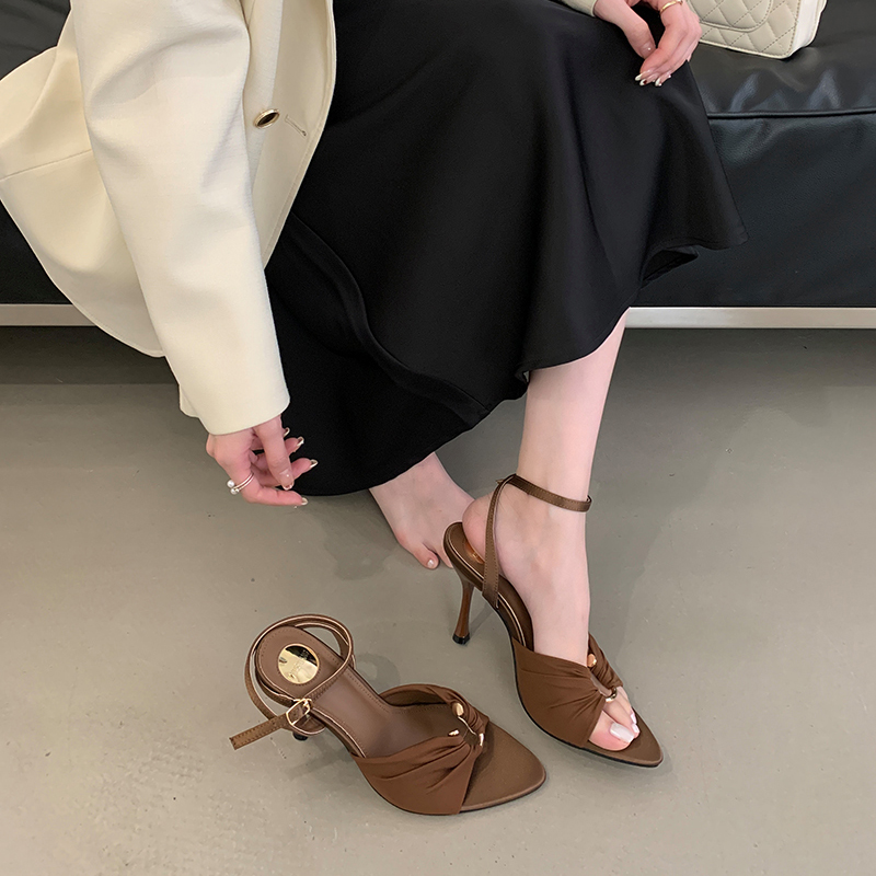 2026 Summer Fashion Open Toe Women's Shoes Elegant Pointed Toe Satin Sandals European American Temperament Metal Buckle High Heels - Style 7902e3