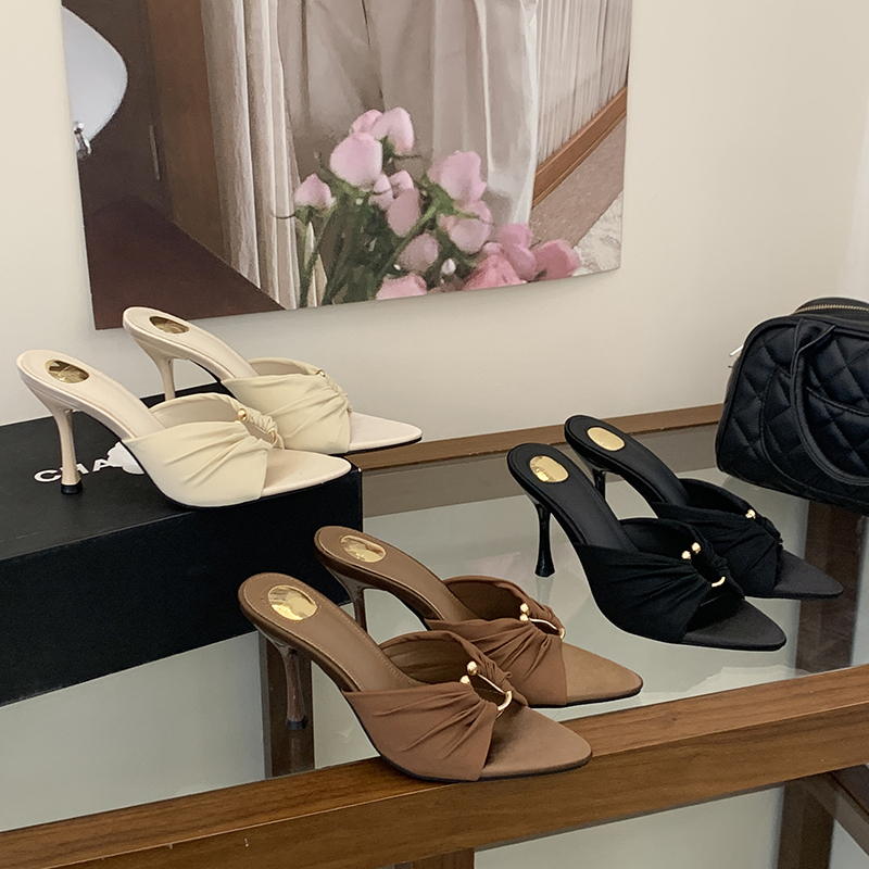 2026 Summer Fashion Open Toe Women's Shoes Elegant Pointed Toe Satin Sandals European American Temperament Metal Buckle High Heels - Style 49796c