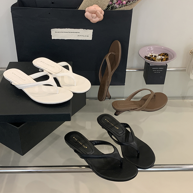 2026 Summer French Style Open Toe Women's Sandals with Kitten Heel, Simple and Elegant Flip Flop Slippers for Women